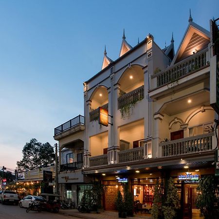 Siem Reap City Angkor Boutique Exterior photo