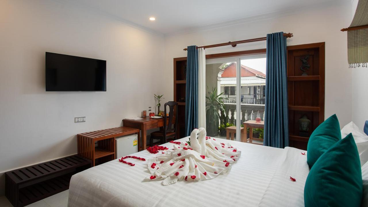 Siem Reap City Angkor Boutique Exterior photo